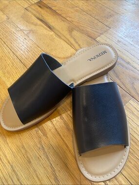 Merona Black Wide-Band Slide Mules